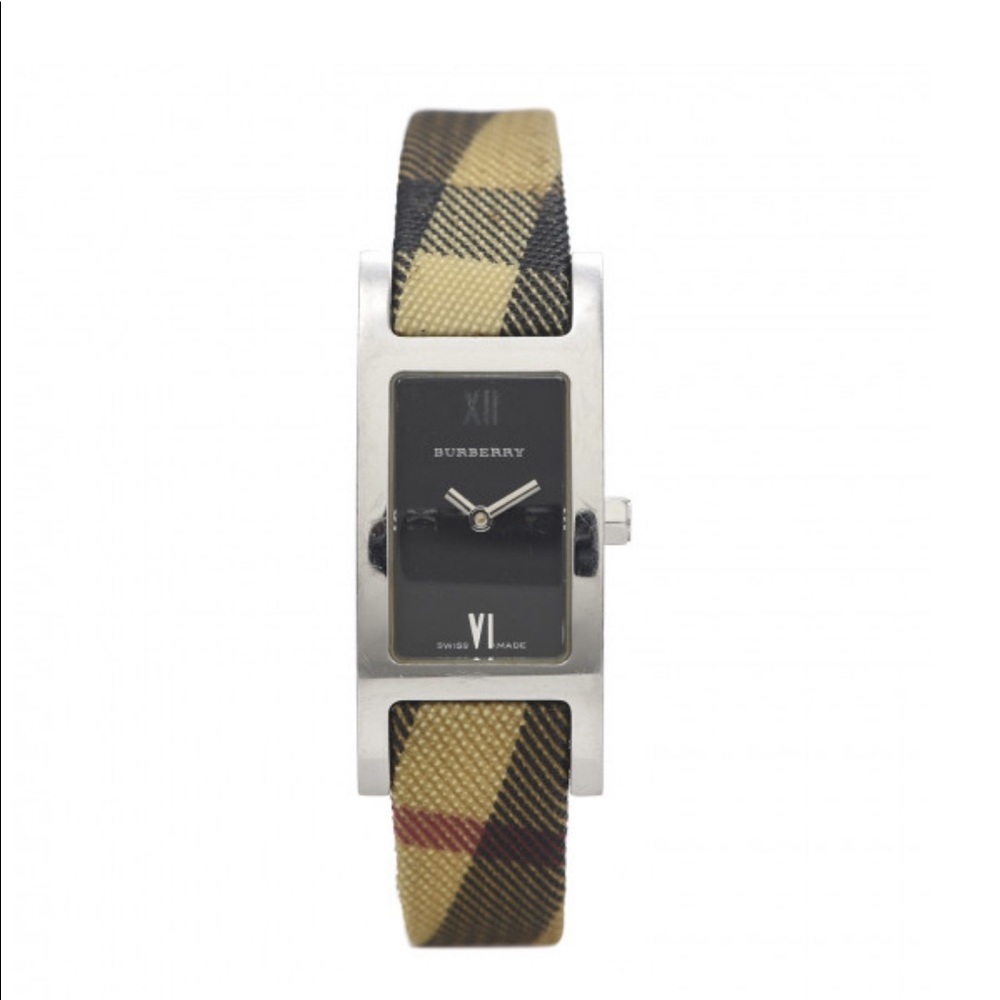 Burberry signature Nova Check quartz watch.
